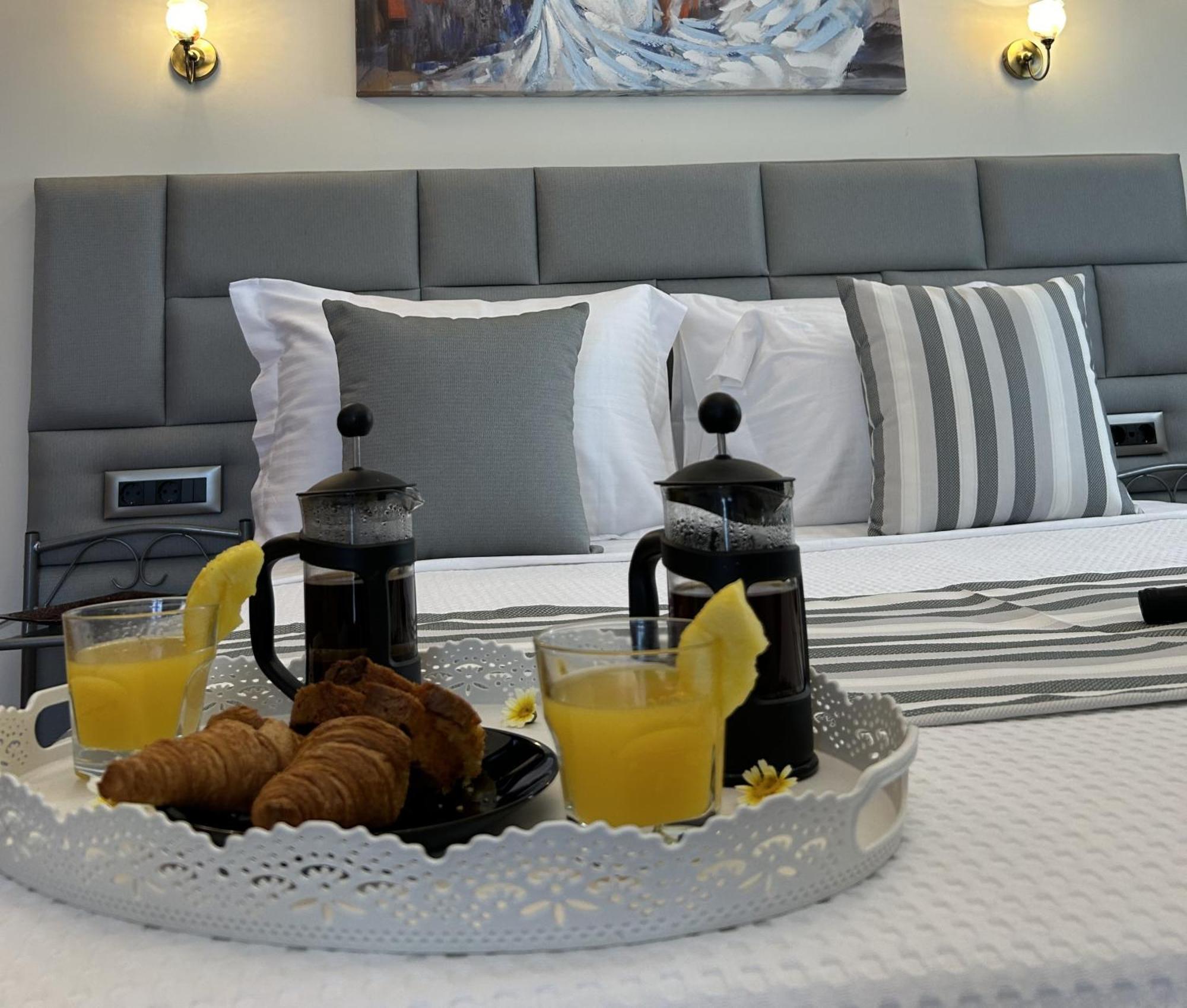 Golden Moments Luxury Stone Villas A 메사리아 외부 사진