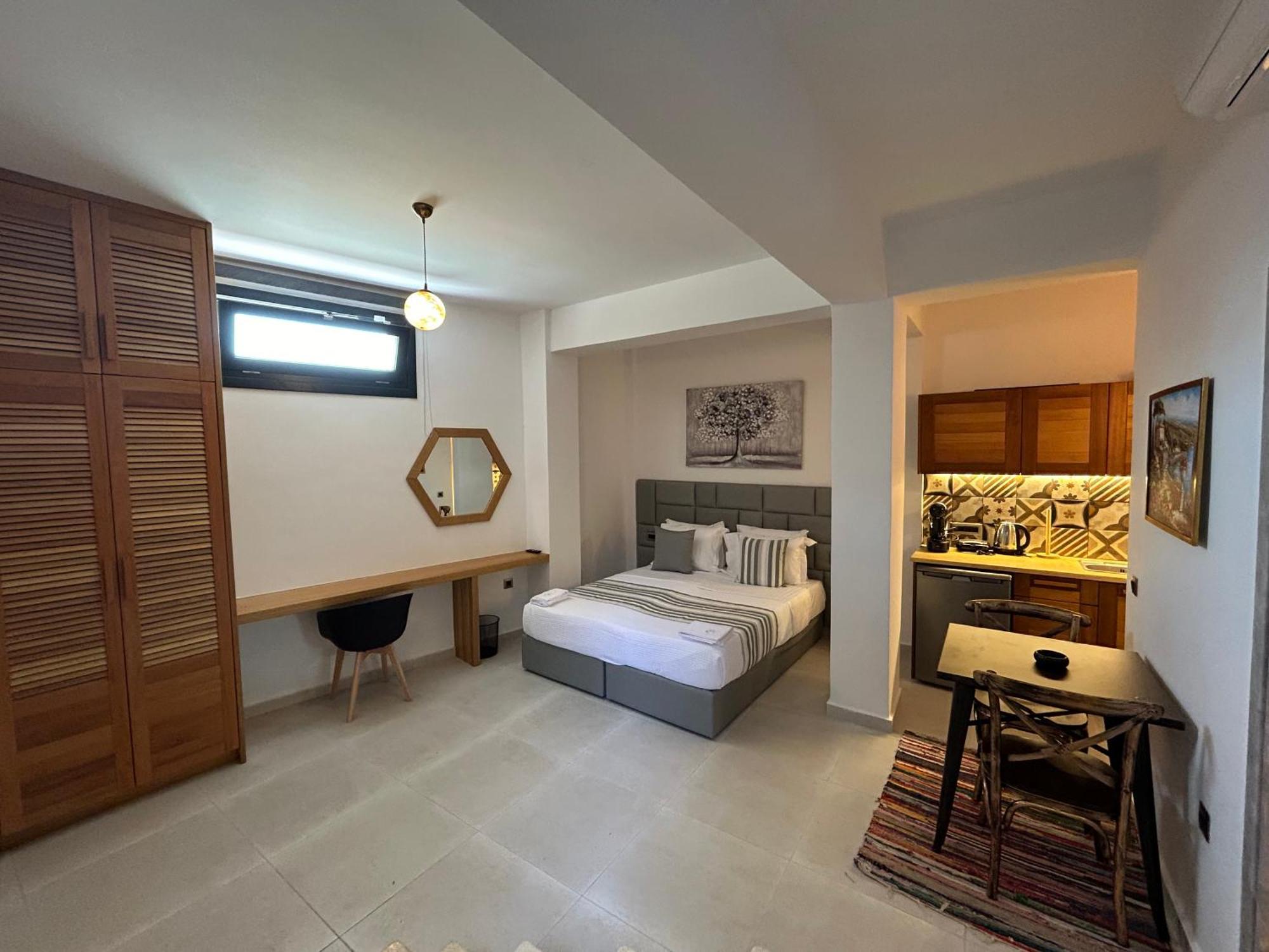 Golden Moments Luxury Stone Villas A 메사리아 객실 사진