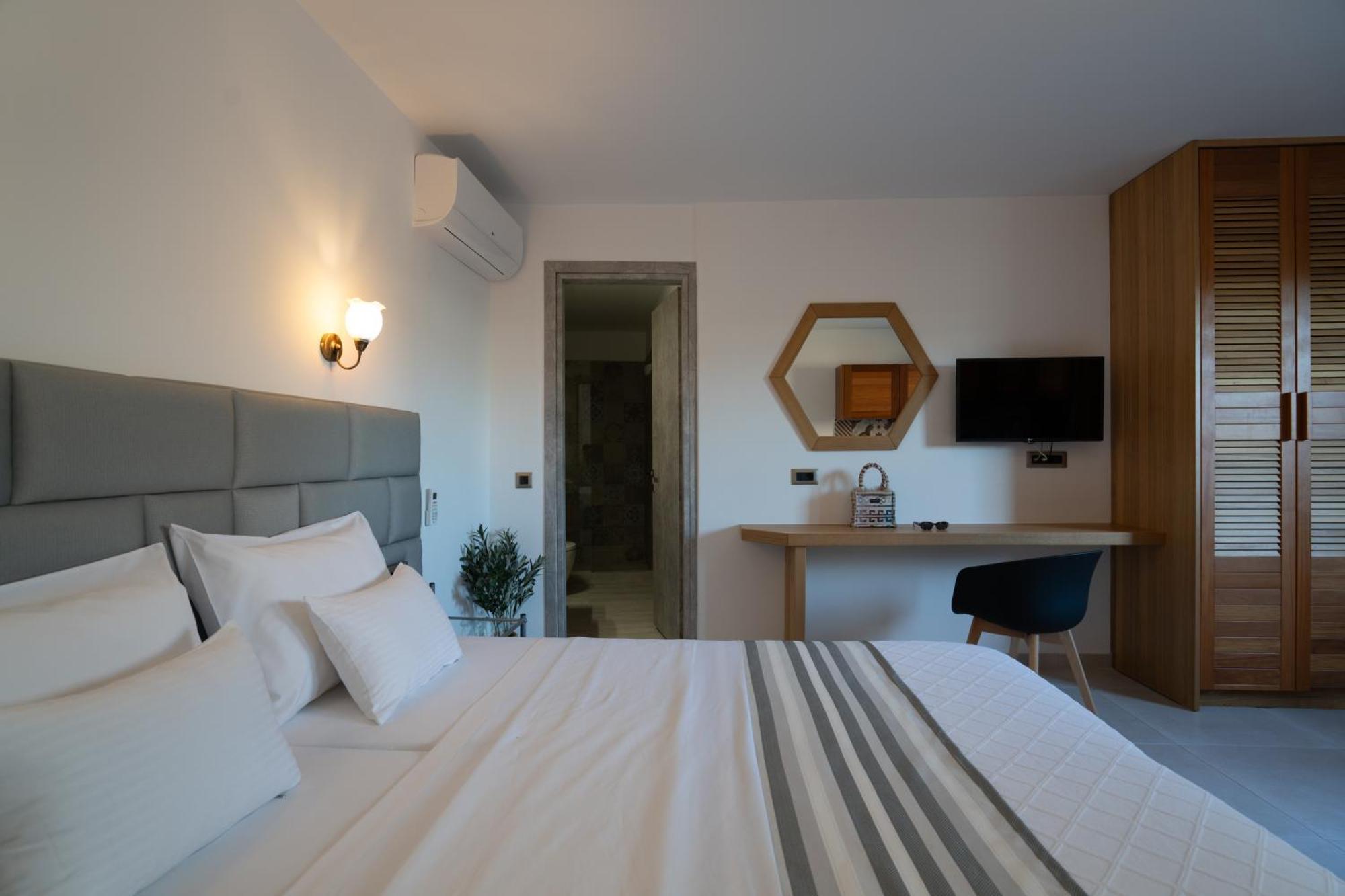 Golden Moments Luxury Stone Villas A 메사리아 외부 사진