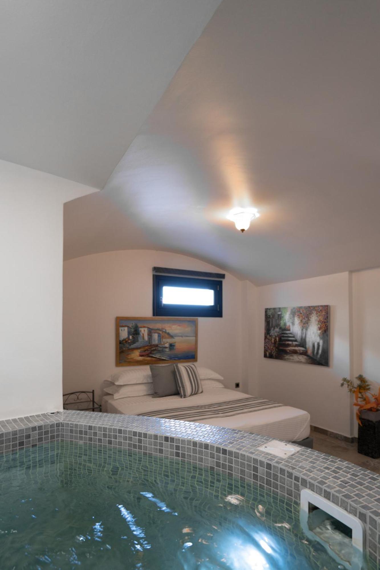 Golden Moments Luxury Stone Villas A 메사리아 외부 사진