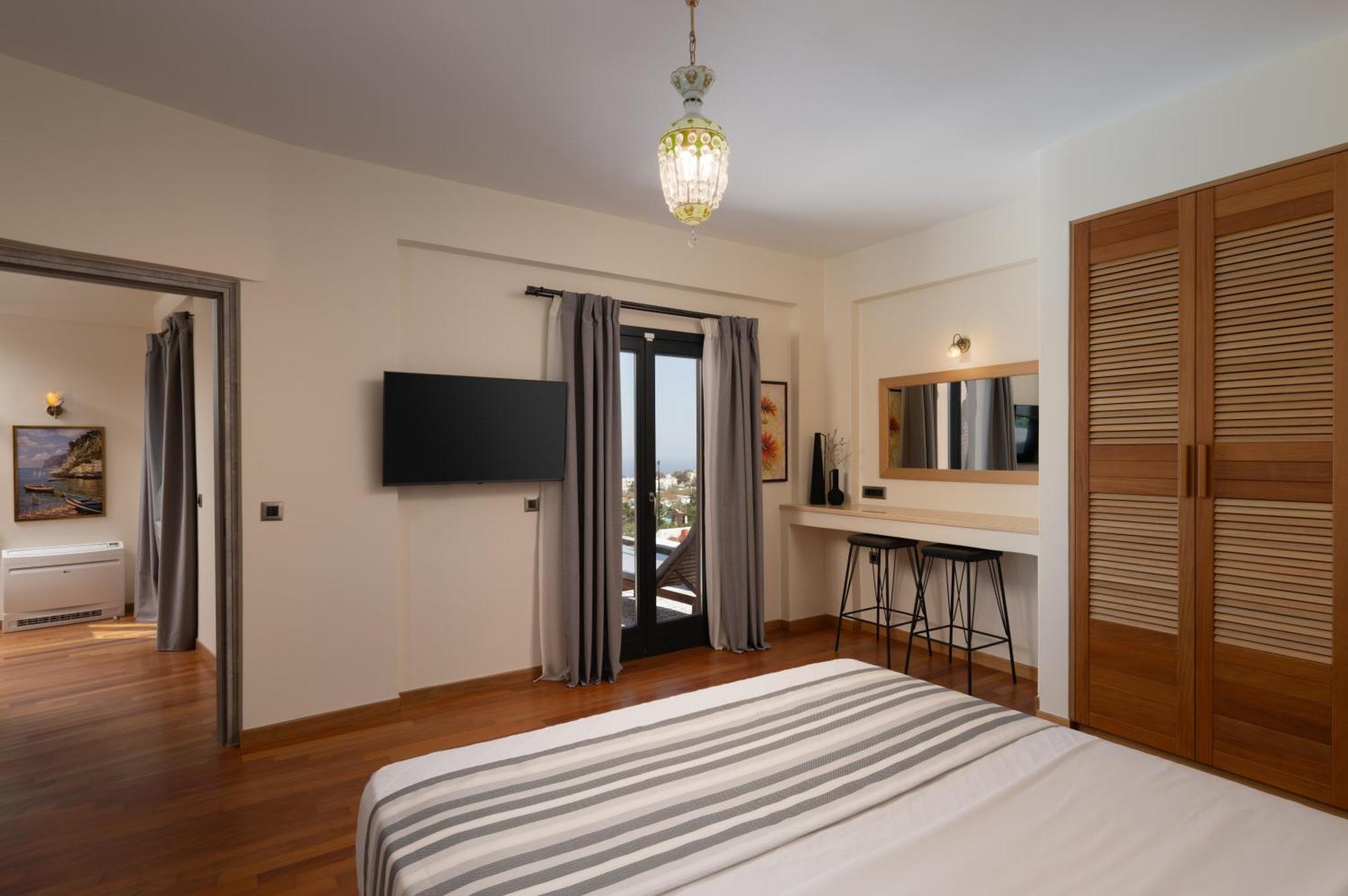 Golden Moments Luxury Stone Villas A 메사리아 객실 사진