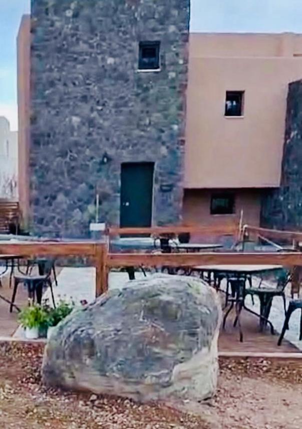 Golden Moments Luxury Stone Villas A 메사리아 외부 사진